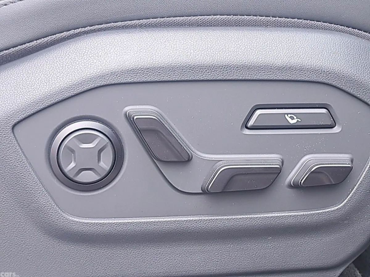 Hyundai Santa Fe SUV, Petrol Plug-in Hybrid, 2027, White