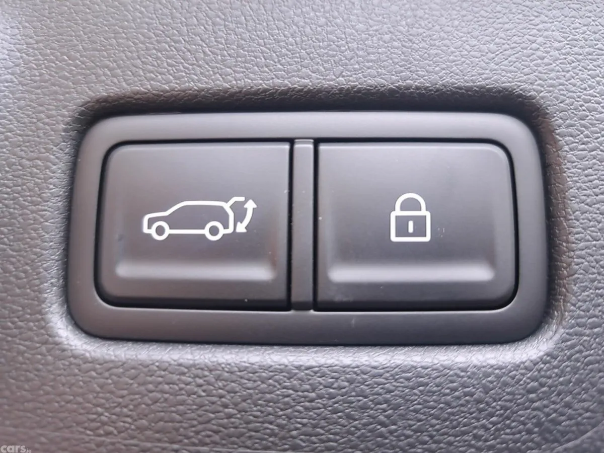 Hyundai Santa Fe SUV, Petrol Plug-in Hybrid, 2027, White