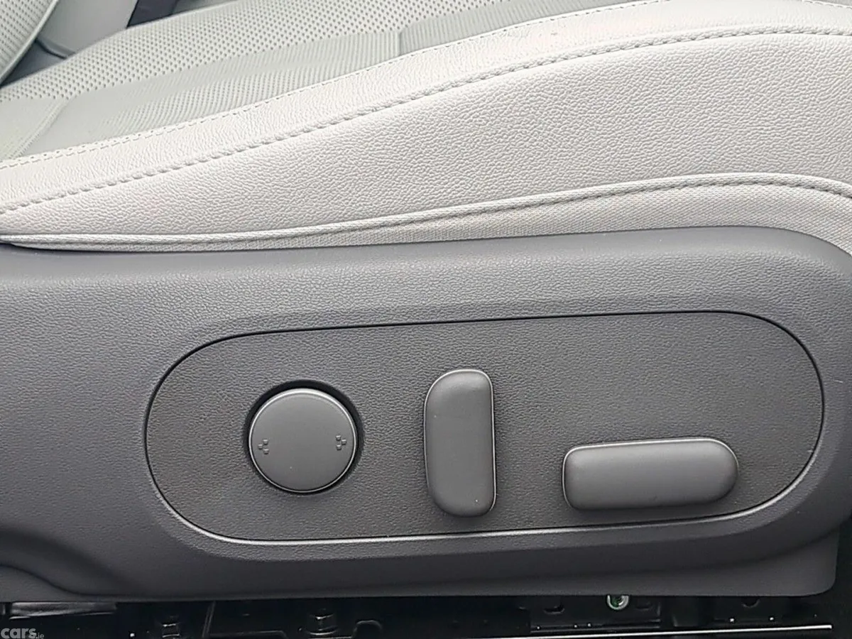 Hyundai KONA MPV, Electric, 2027, Grey