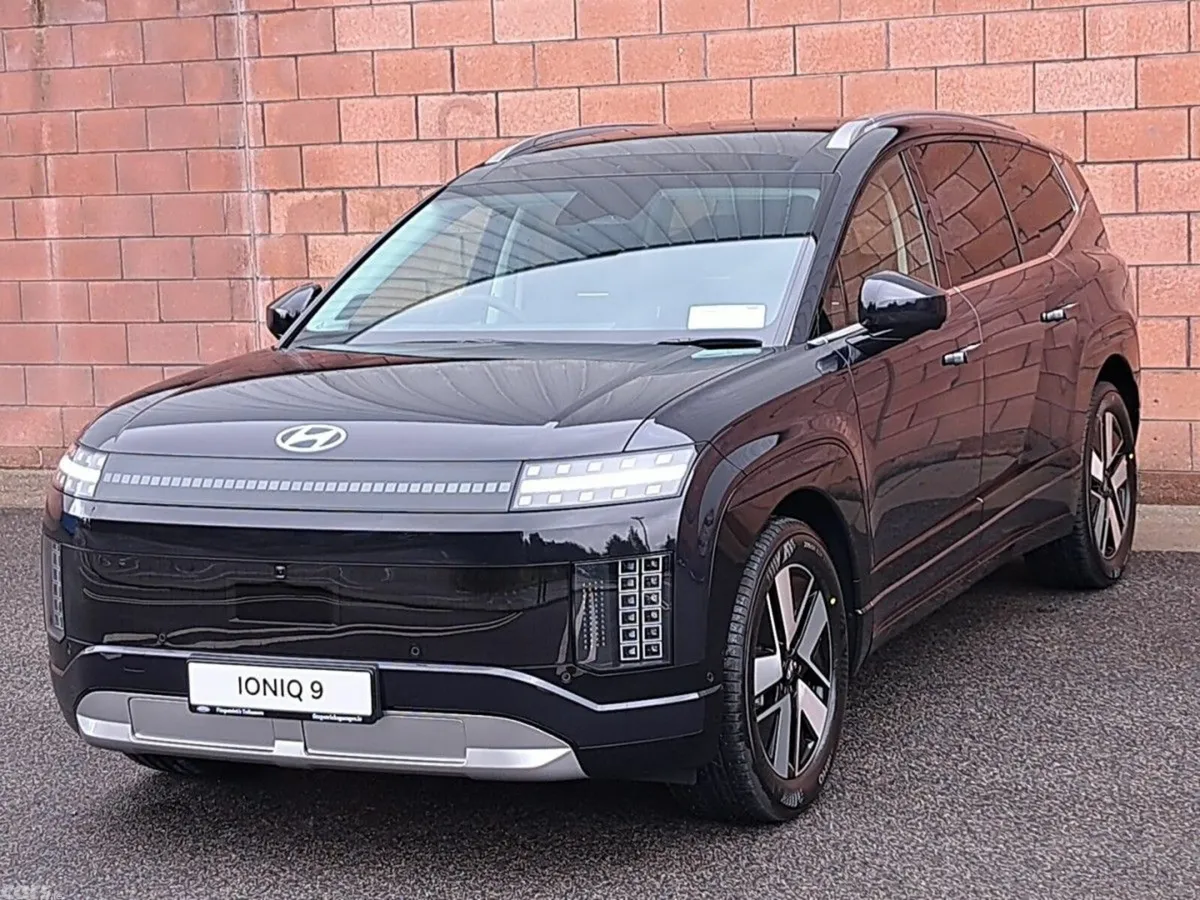 Hyundai IONIQ 9 SUV, Electric, 2027, Blue