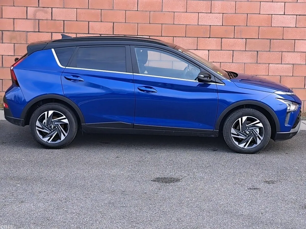 Hyundai Bayon MPV, Petrol, 2027, Blue