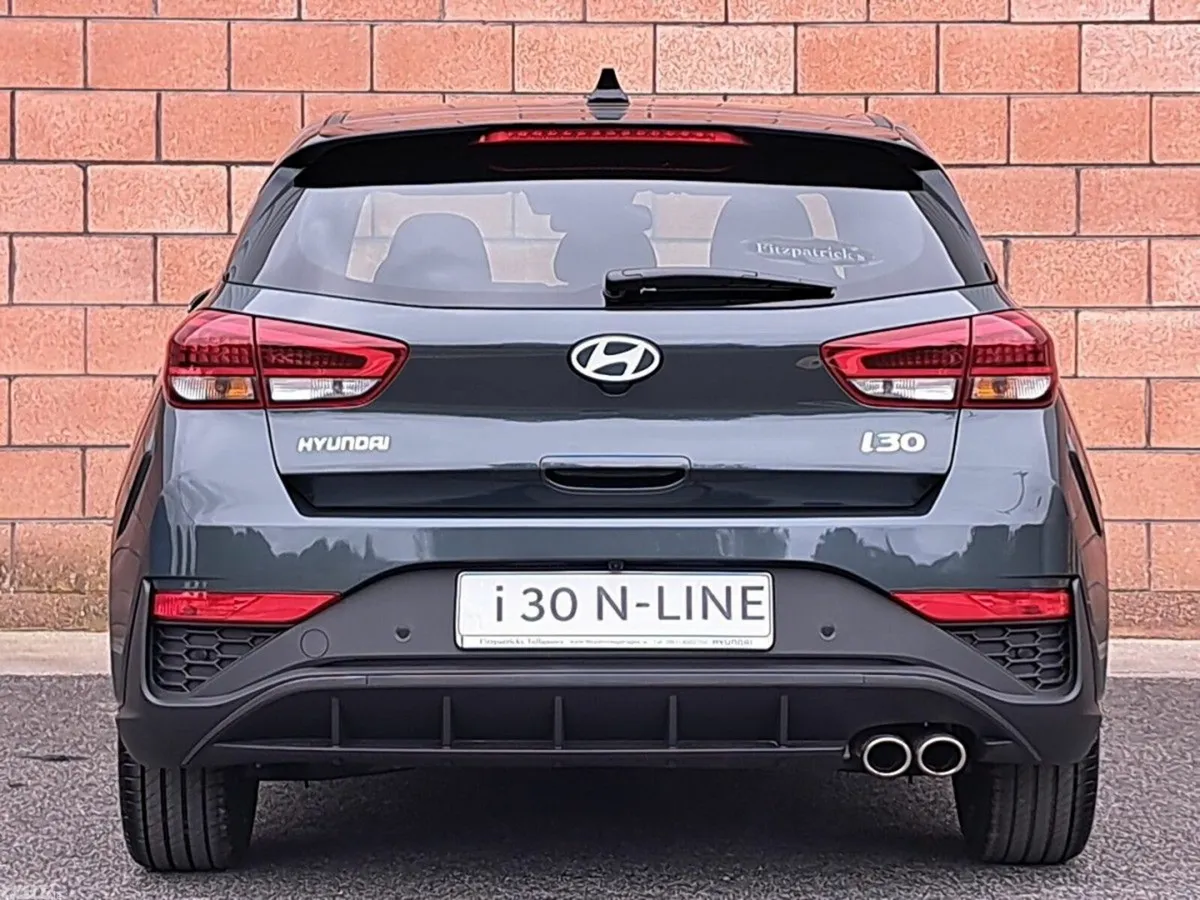 Hyundai i30 Hatchback, Petrol, 2027, Green