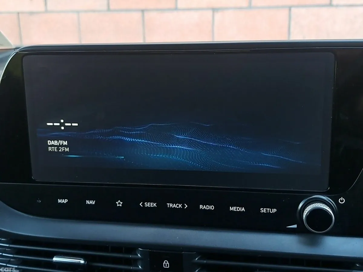Hyundai i20 Hatchback, Petrol, 2027, Grey