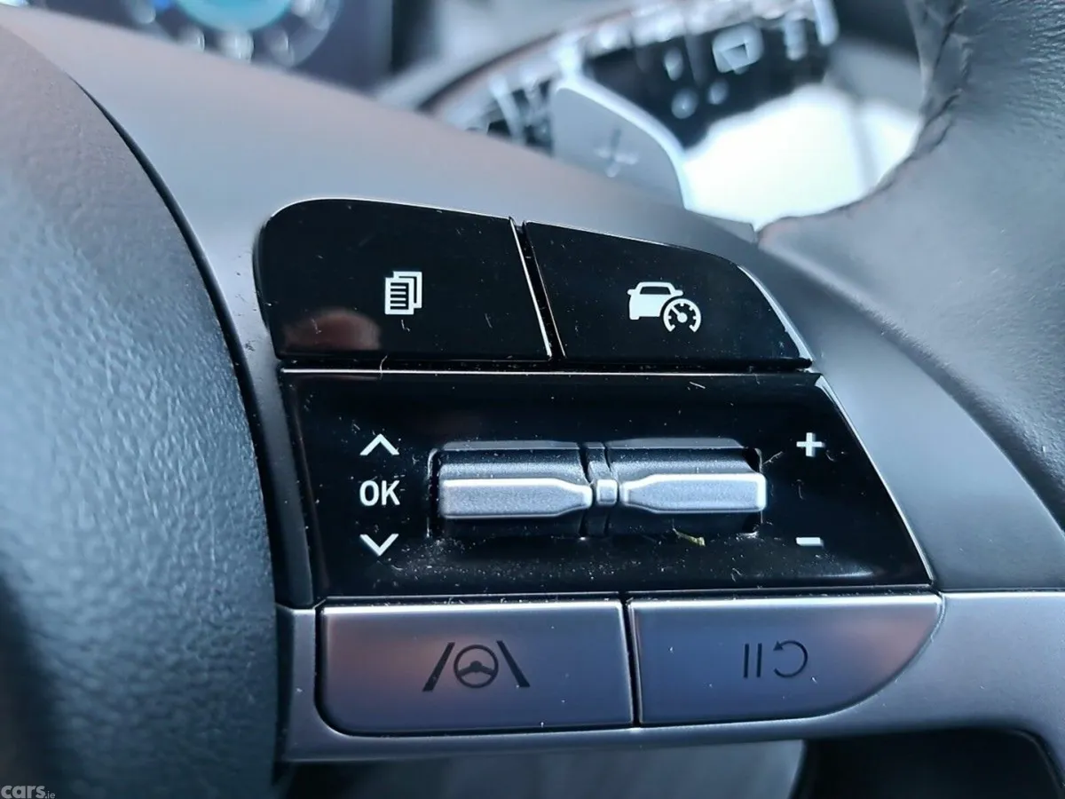 Hyundai Tucson SUV, Petrol Hybrid, 2023, Red