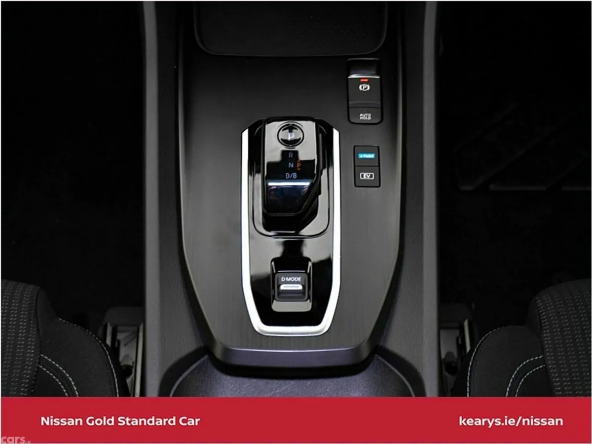 Nissan Qashqai SUV, Petrol Hybrid, 2024, Black