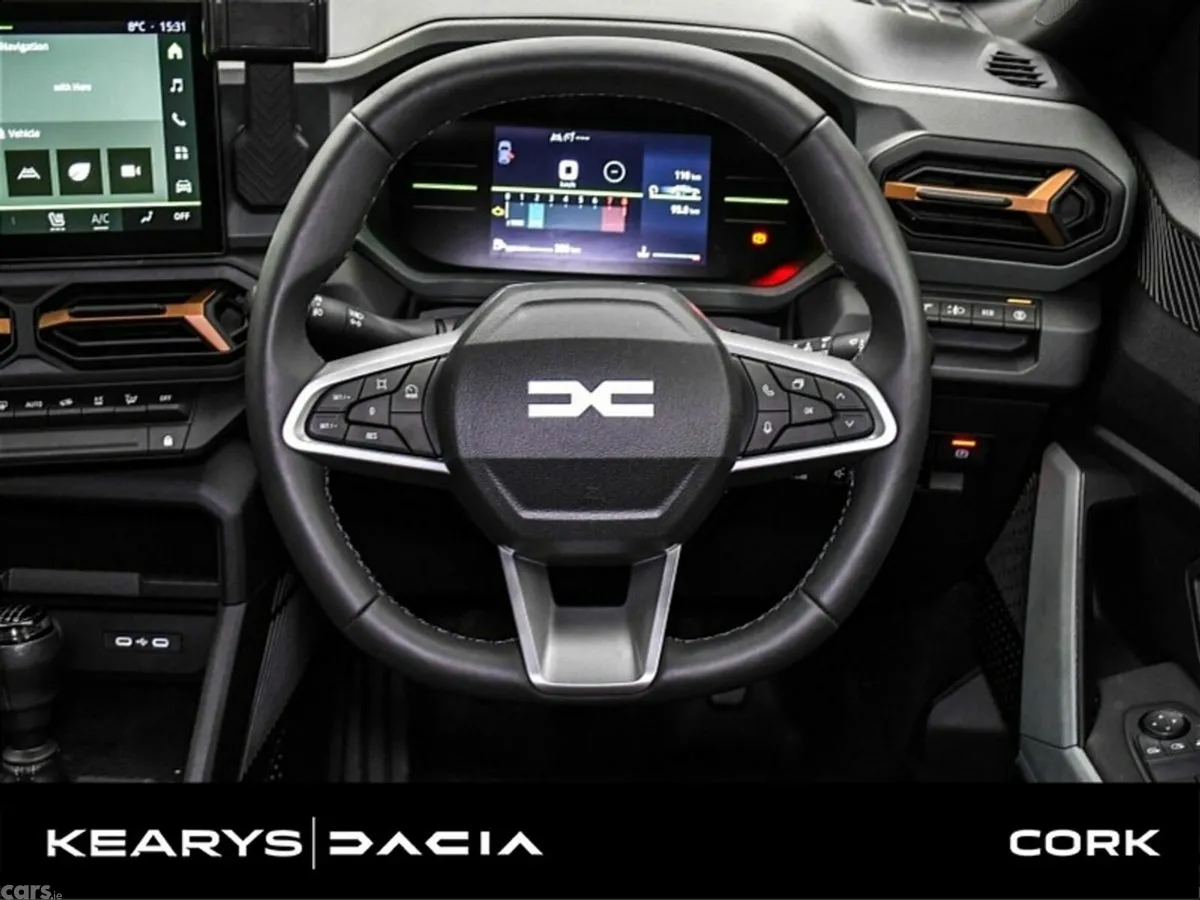 Dacia Duster SUV, Petrol Hybrid, 2027, Green