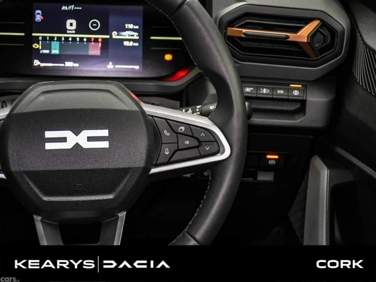 Dacia Duster SUV, Petrol Hybrid, 2027, Green