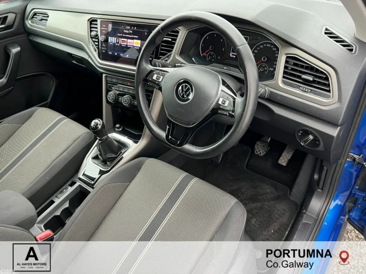 Volkswagen T-Roc SUV, Diesel, 2021, Blue