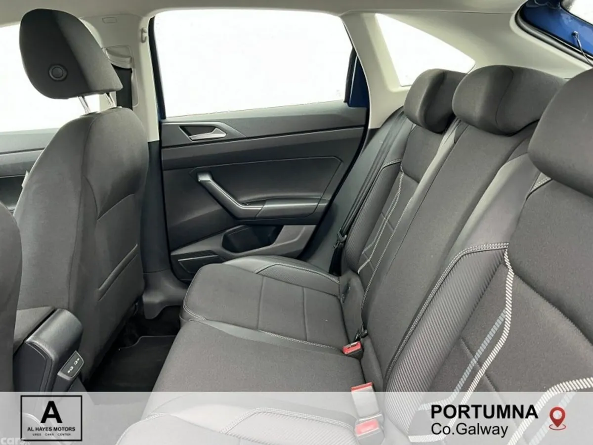 Volkswagen Taigo SUV, Petrol, 2022, Blue