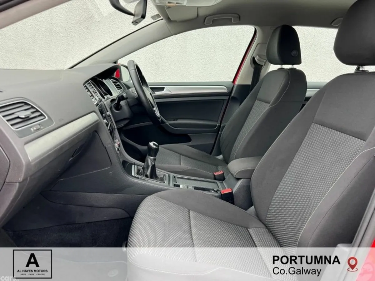 Volkswagen Golf Hatchback, Diesel, 2019, Red