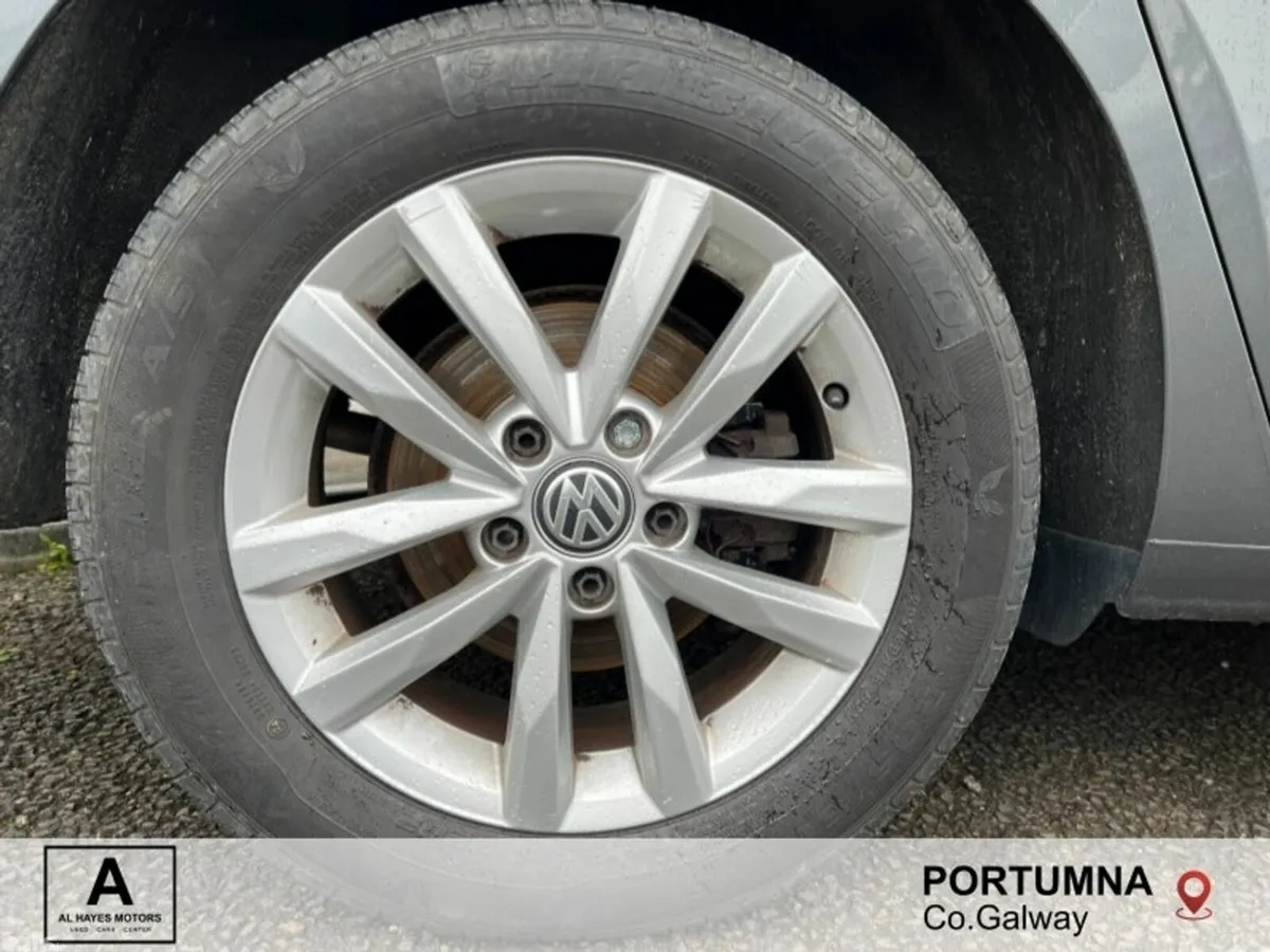 Volkswagen Touran MPV, Diesel, 2017, Grey