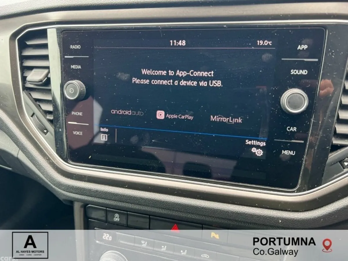 Volkswagen T-Roc SUV, Diesel, 2019, Grey