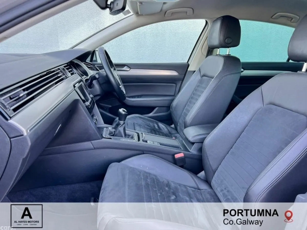 Volkswagen Passat Saloon, Diesel, 2016, Silver
