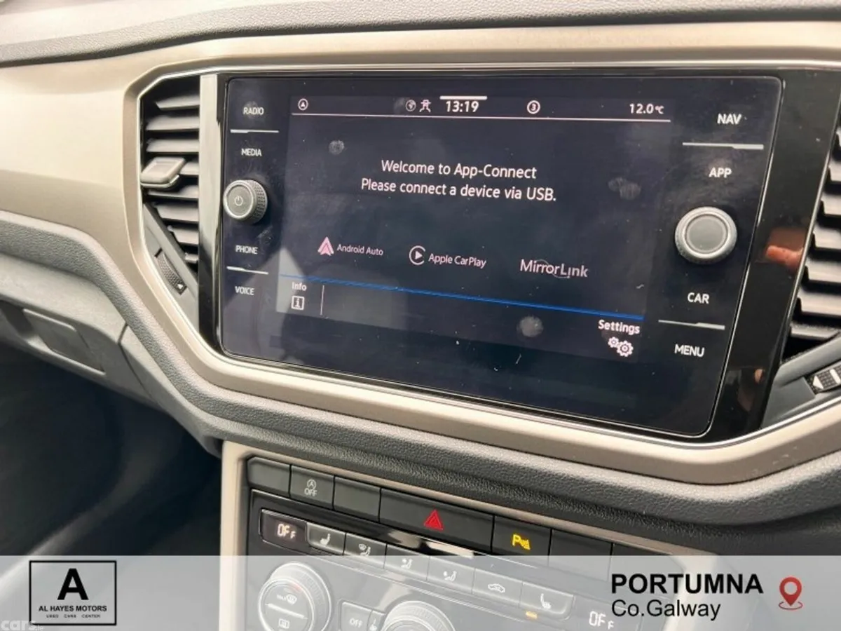 Volkswagen T-Roc SUV, Petrol, 2022, White