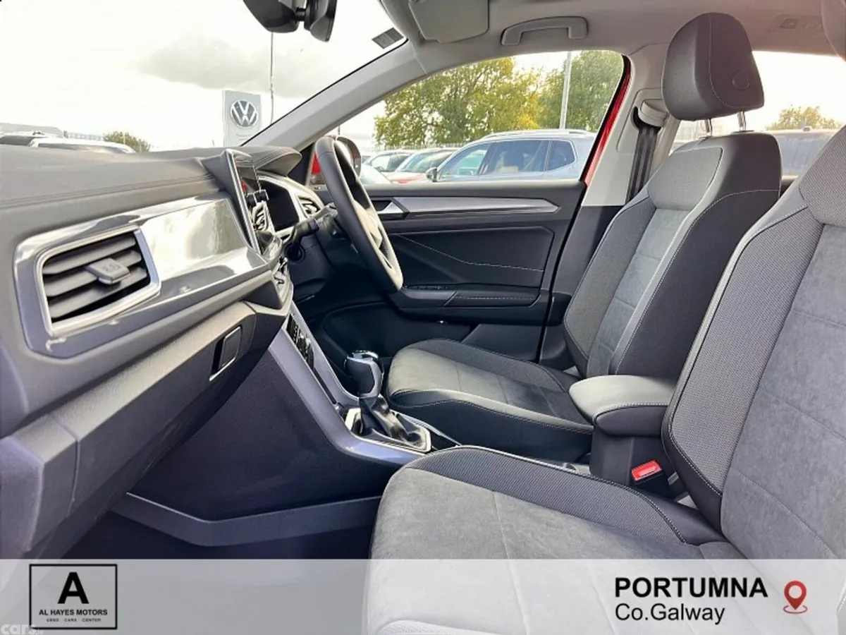 Volkswagen T-Roc SUV, Petrol, 2023, Red