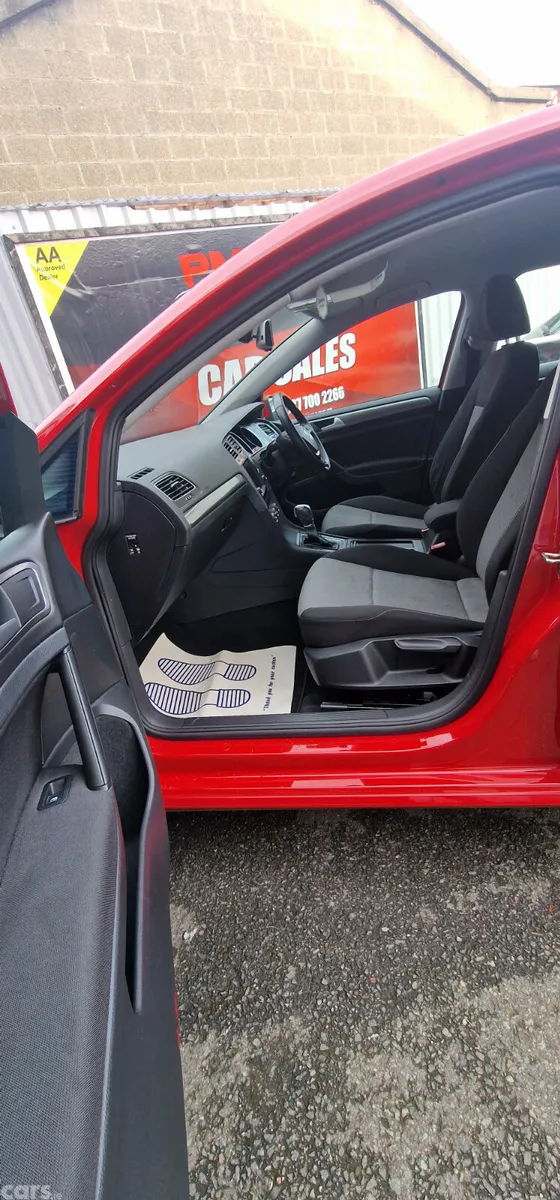 Volkswagen Golf Hatchback, Petrol, 2016, Red