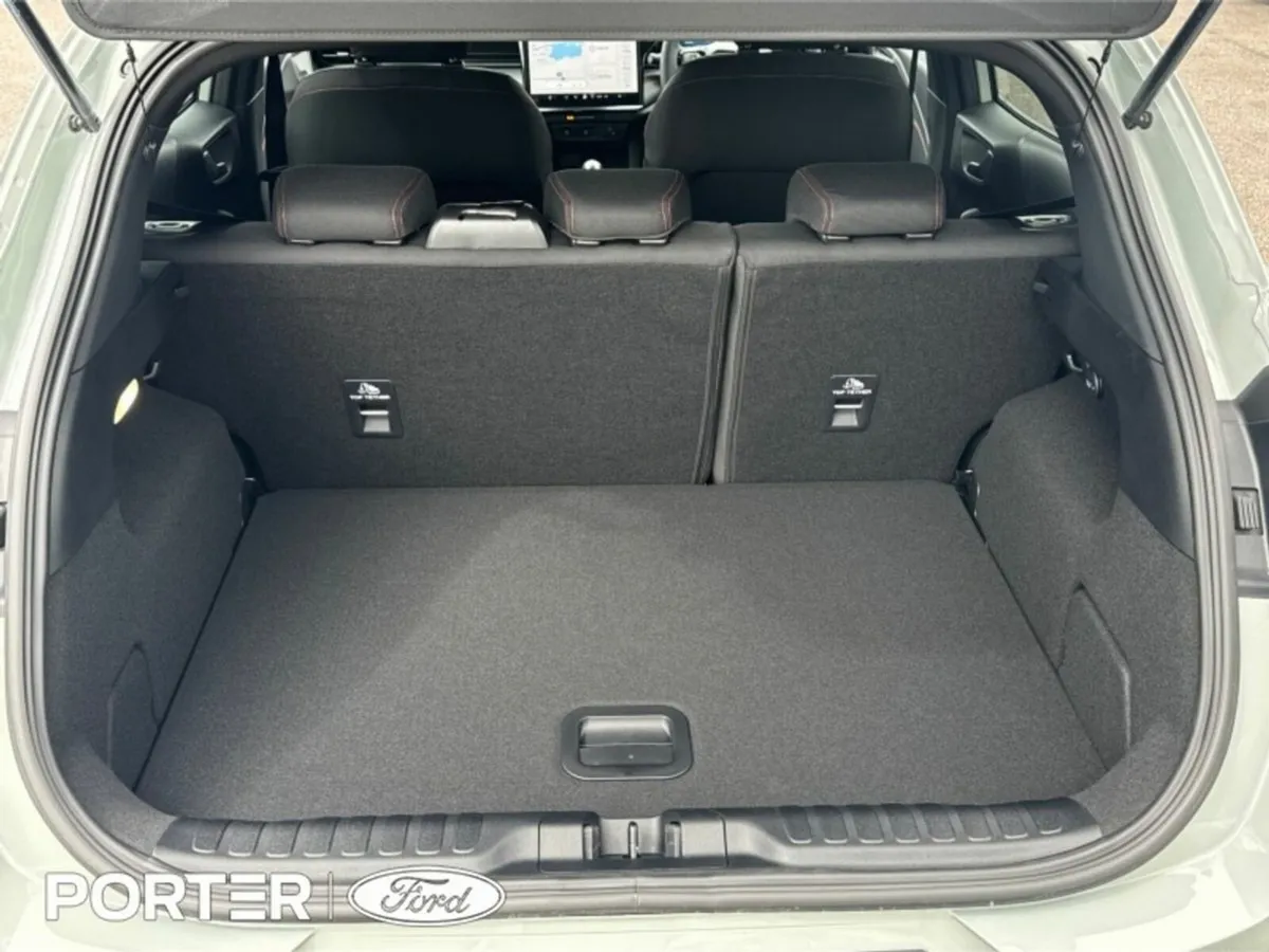 Ford Puma SUV, Petrol Hybrid, 2026, Grey