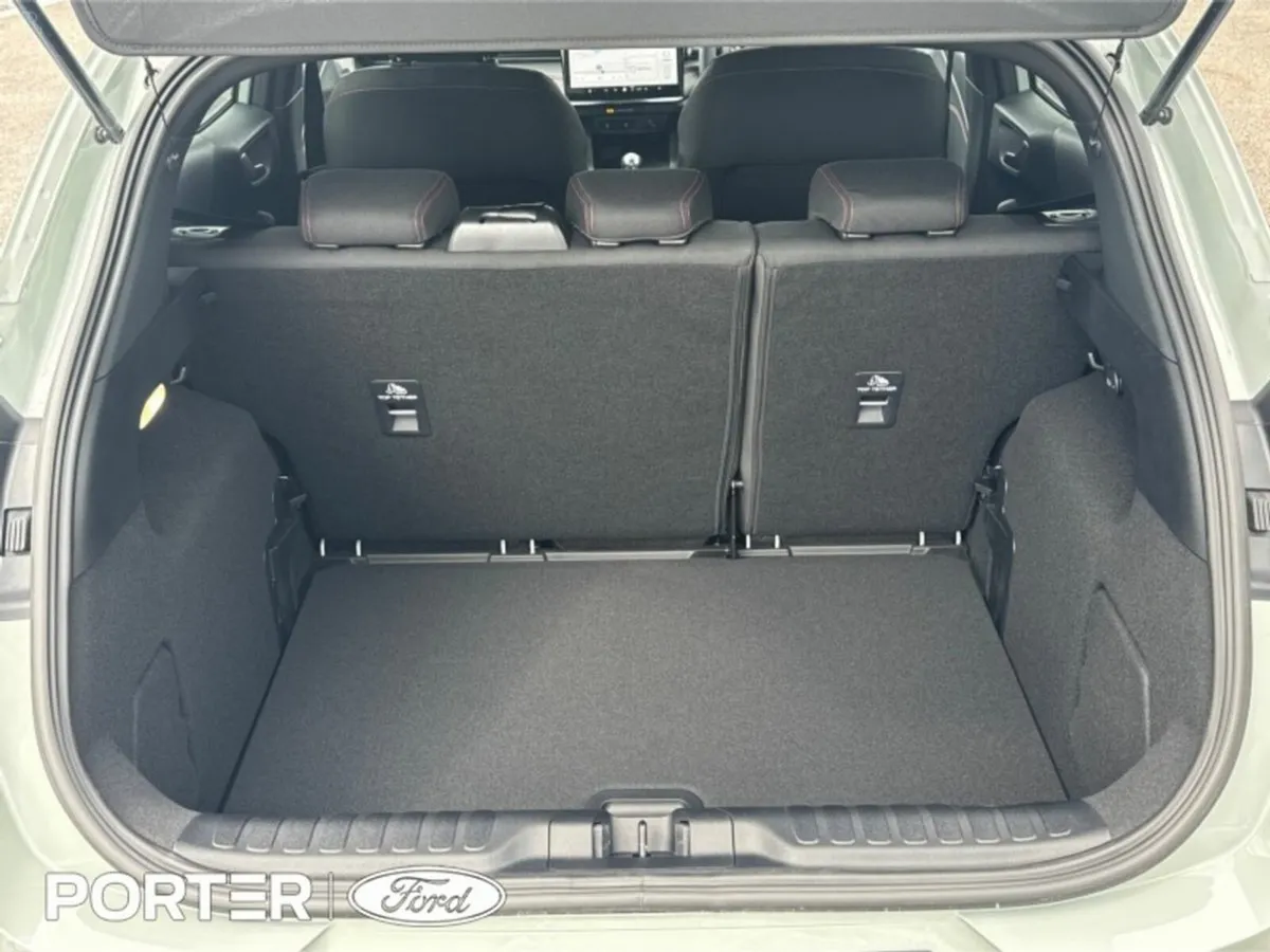 Ford Puma SUV, Petrol Hybrid, 2026, Grey