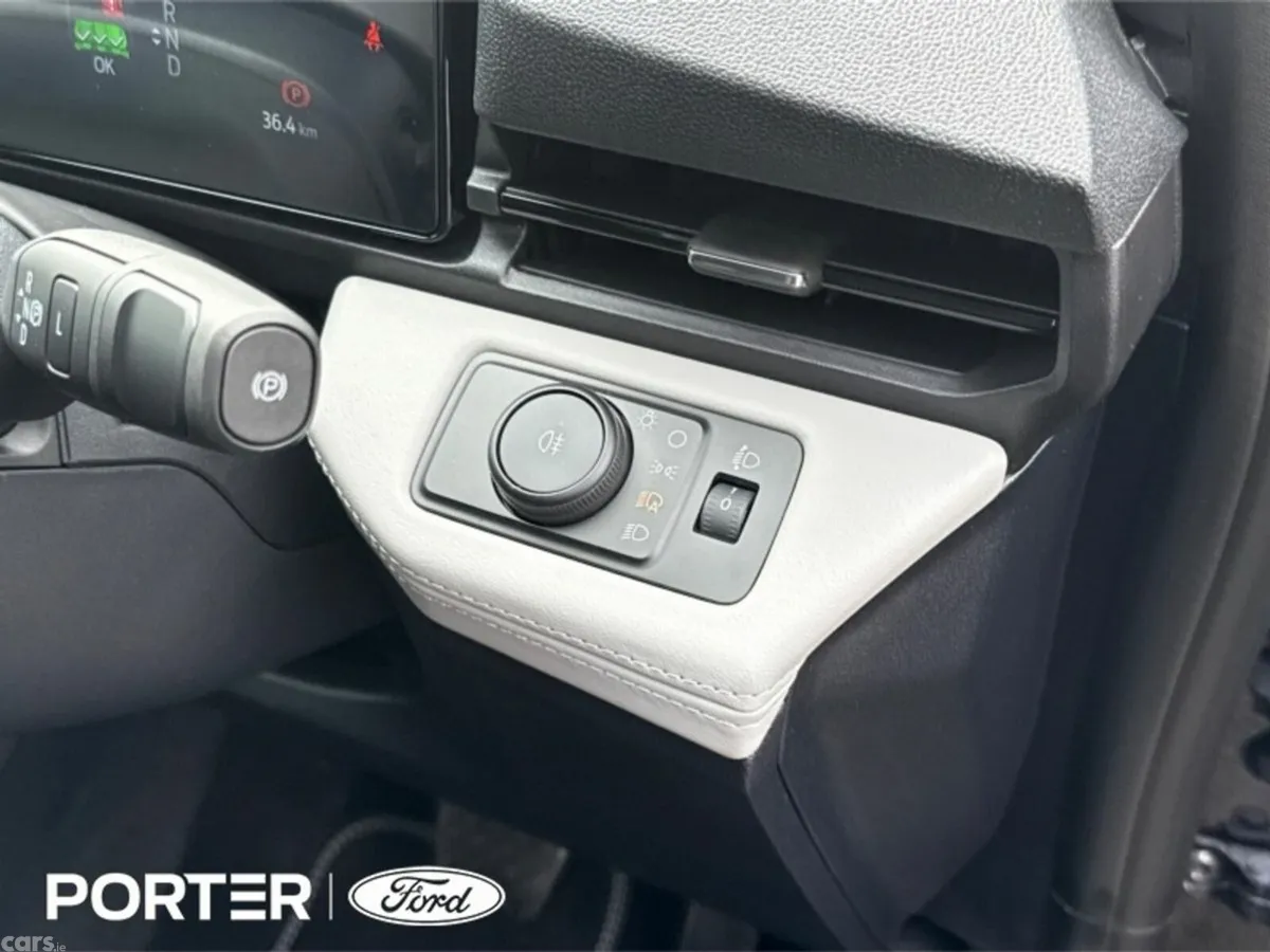 Ford Puma SUV, Electric, 2026, Black