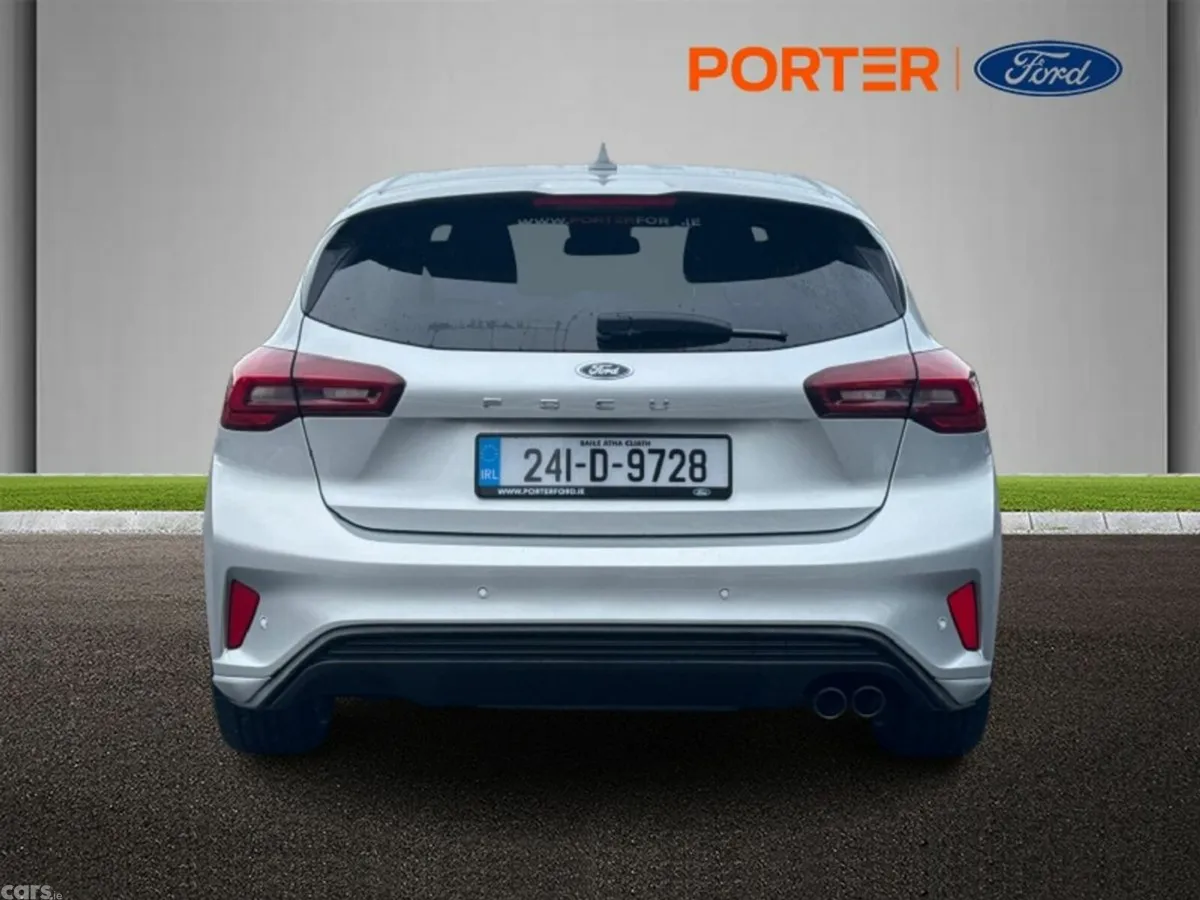 Ford Focus Hatchback, Petrol, 2024, Silver