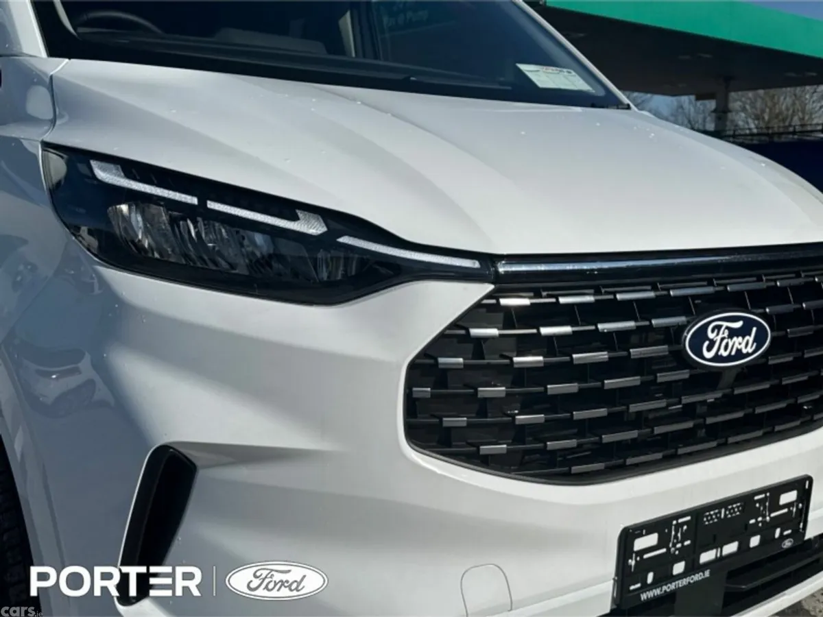 Ford Tourneo Custom MPV, Diesel, 2026, White