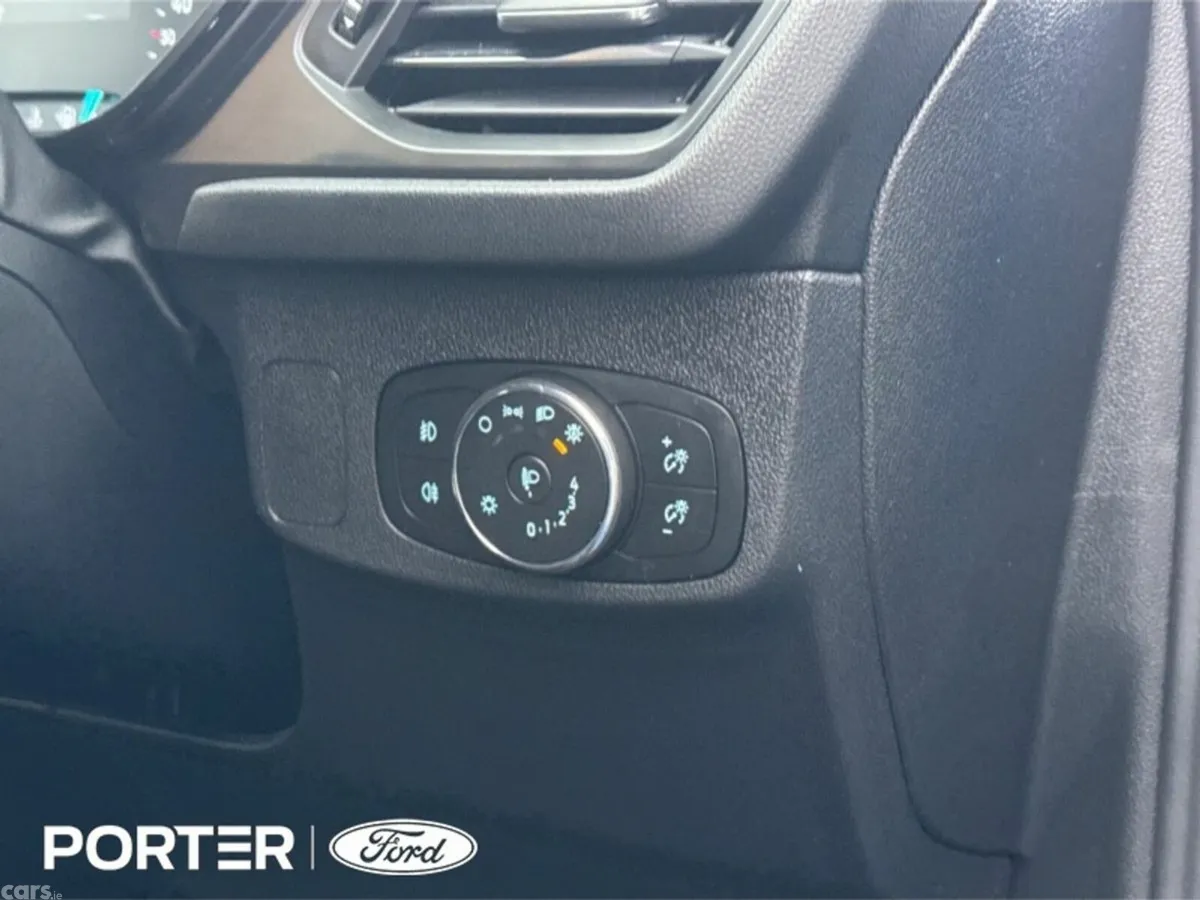 Ford Focus Hatchback, Petrol, 2024, Blue