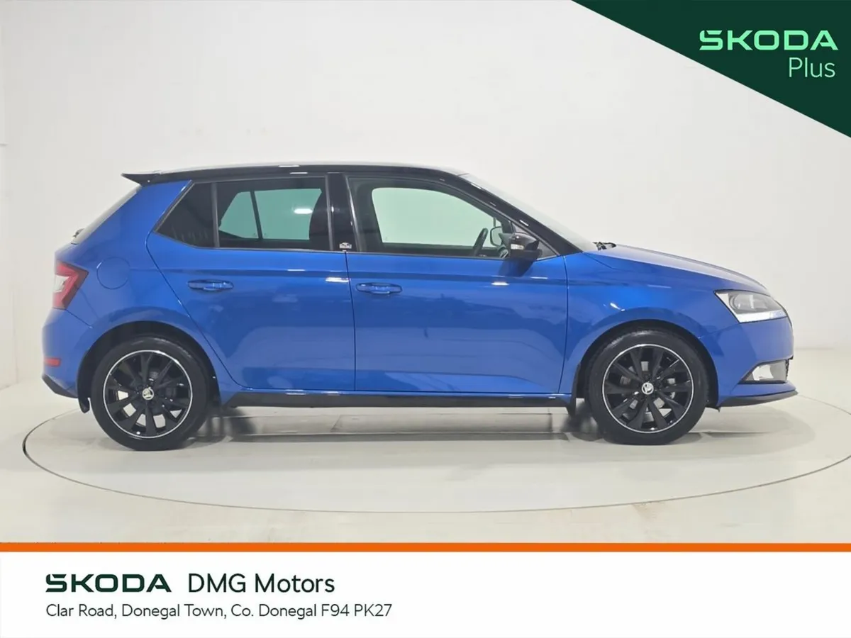 Skoda Fabia Hatchback, Petrol, 2021, Blue