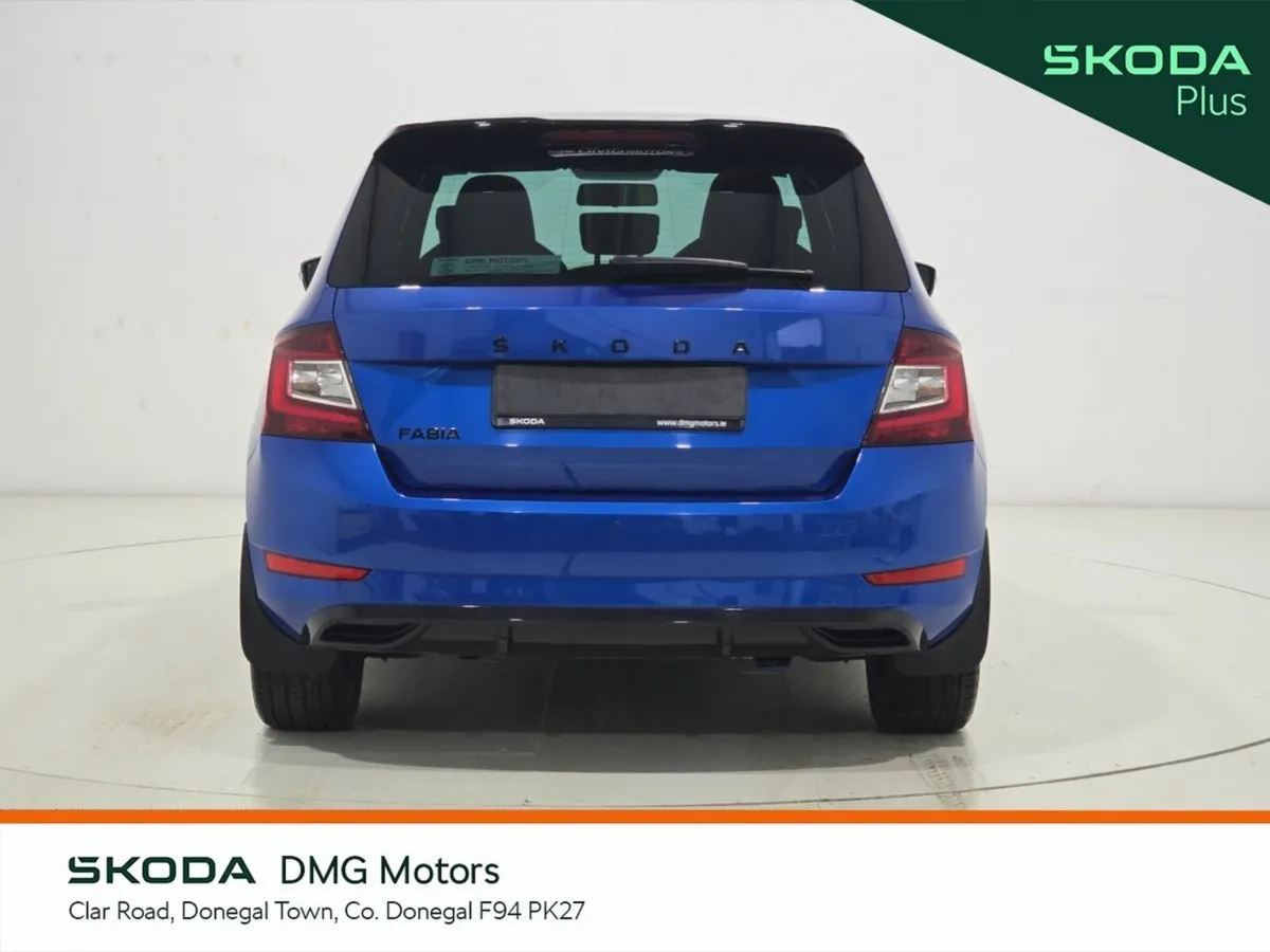 Skoda Fabia Hatchback, Petrol, 2021, Blue