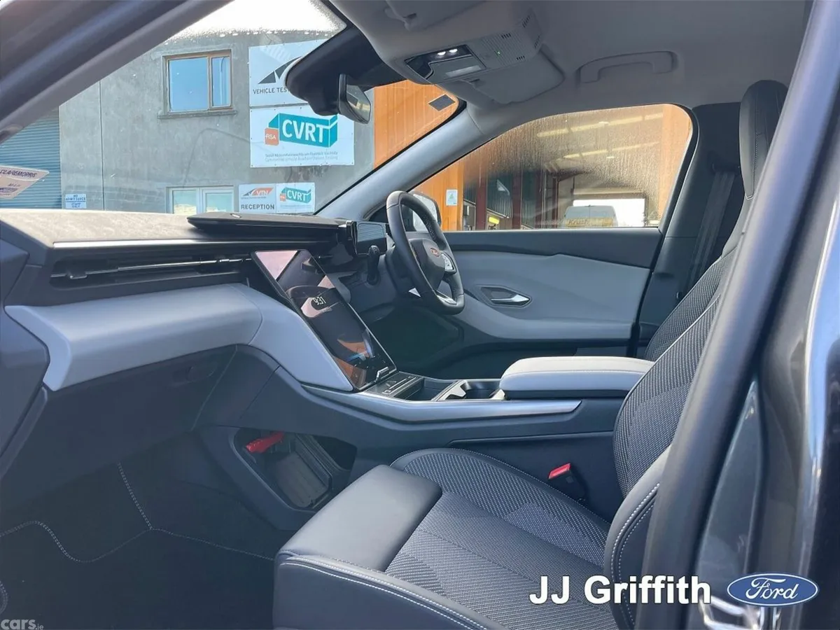 Ford Explorer MPV, Electric, 2025, Grey