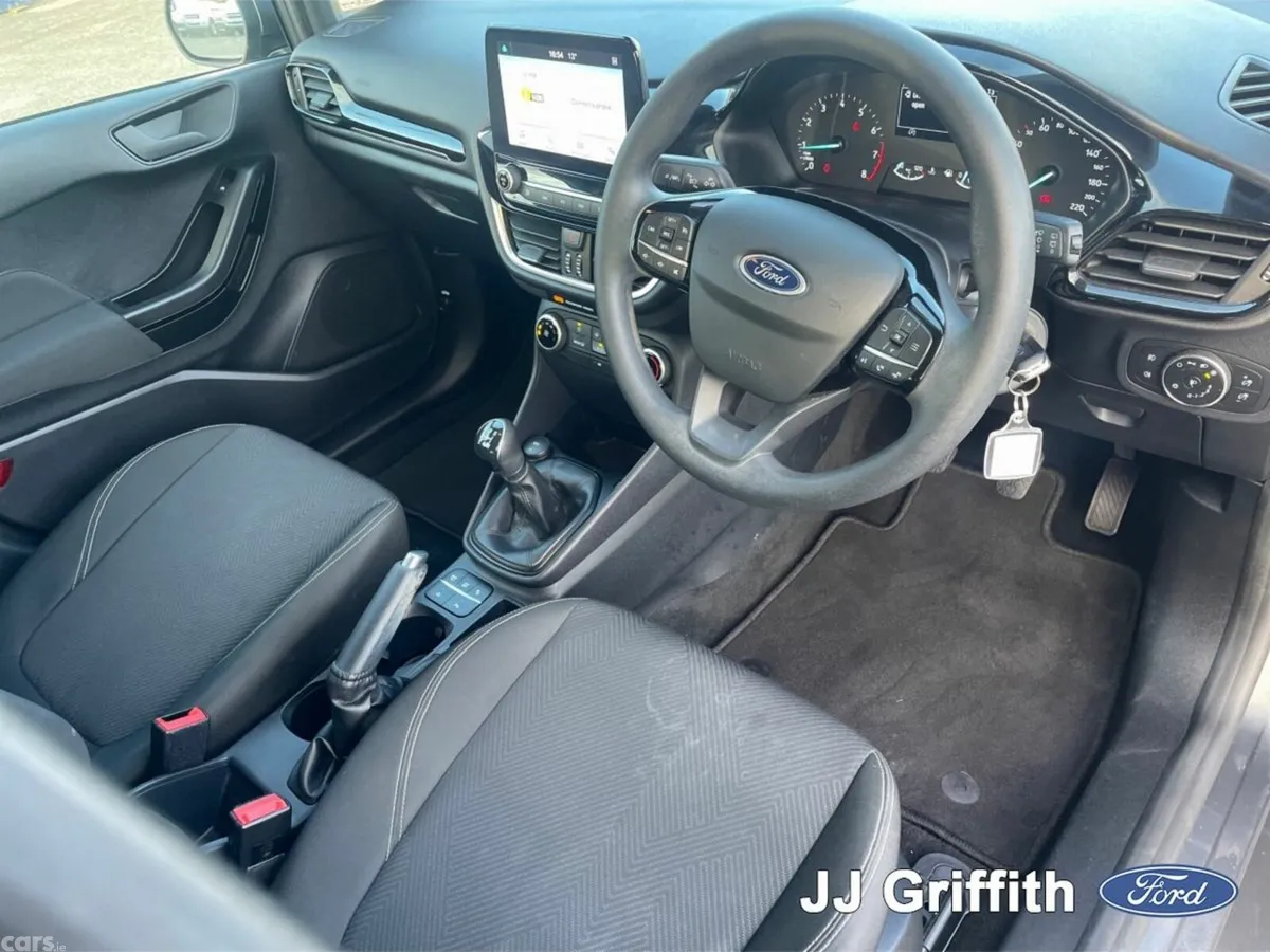 Ford Fiesta Hatchback, Petrol, 2022, Grey