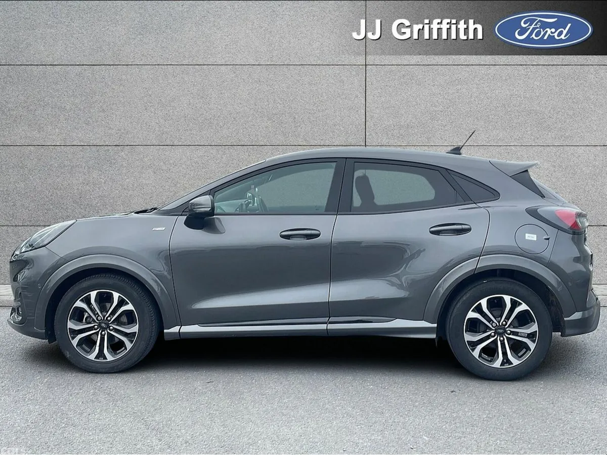 Ford Puma MPV, Petrol Hybrid, 2022, Grey
