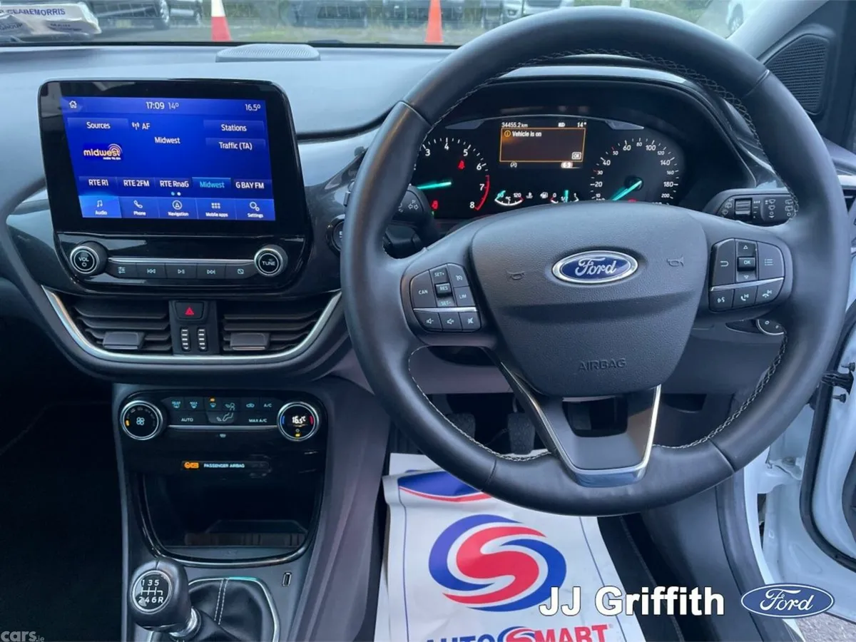Ford Puma MPV, Petrol Hybrid, 2021, White
