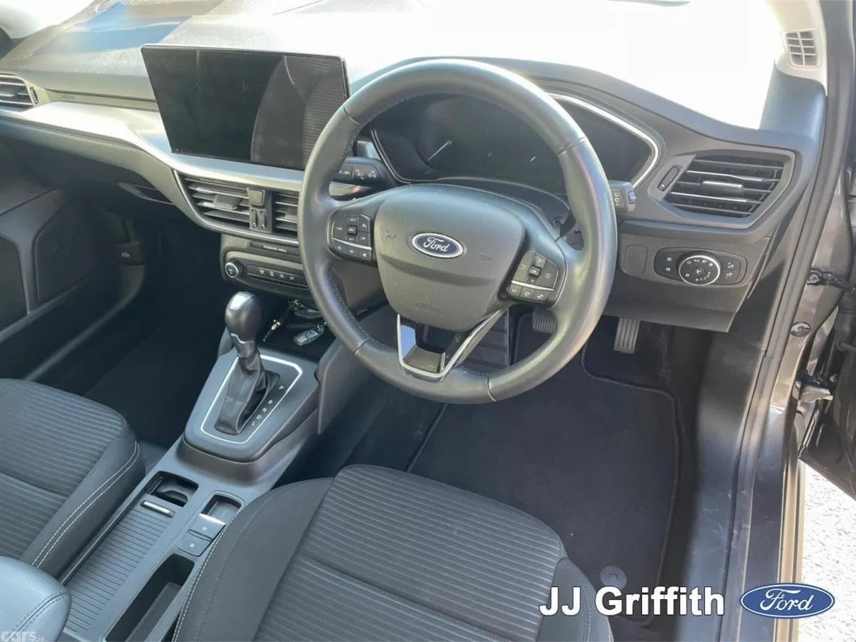 Ford Focus Hatchback, Petrol Hybrid, 2022, Grey