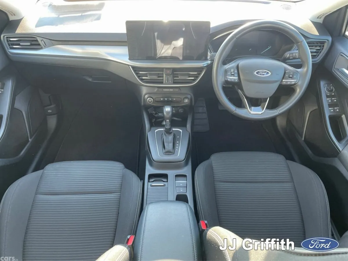 Ford Focus Hatchback, Petrol Hybrid, 2022, Grey