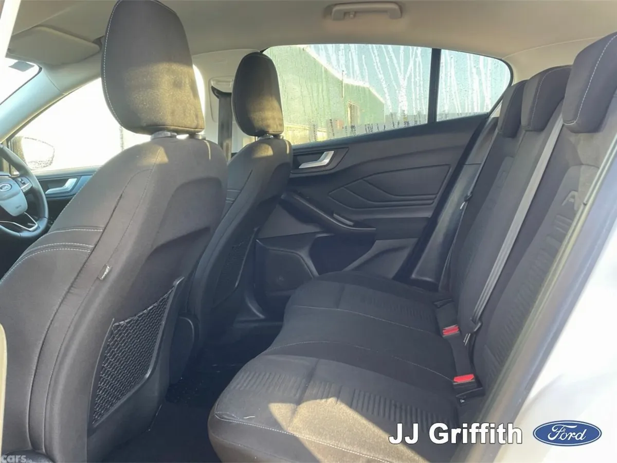 Ford Focus Hatchback, Petrol Hybrid, 2022, White