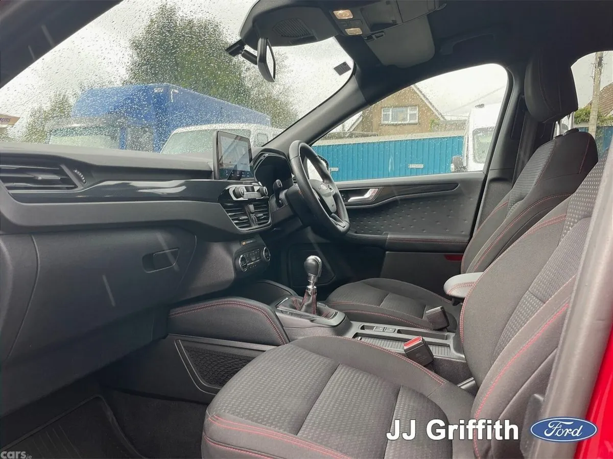 Ford Kuga SUV, Diesel, 2021, Red
