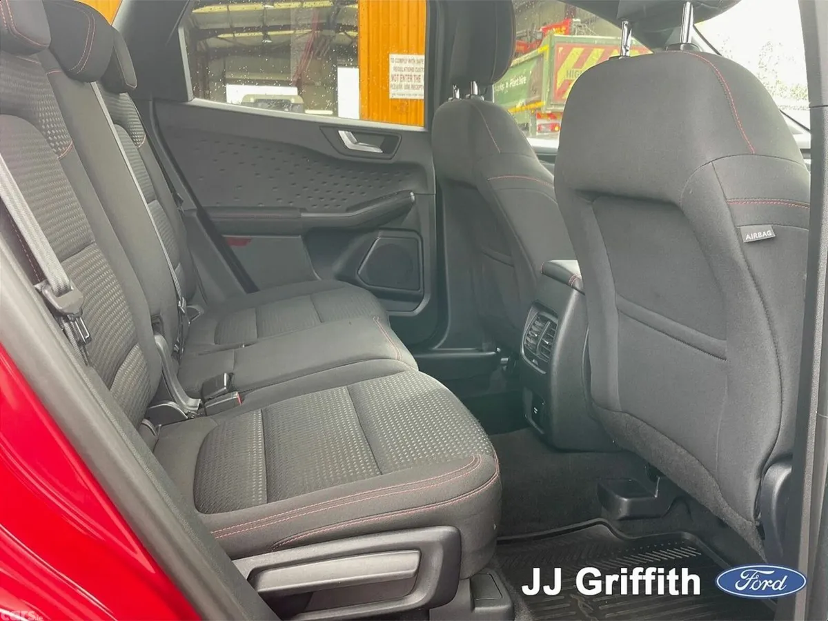 Ford Kuga SUV, Diesel, 2021, Red
