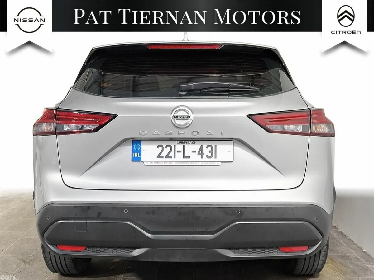 Nissan Qashqai MPV, Petrol, 2022, Grey