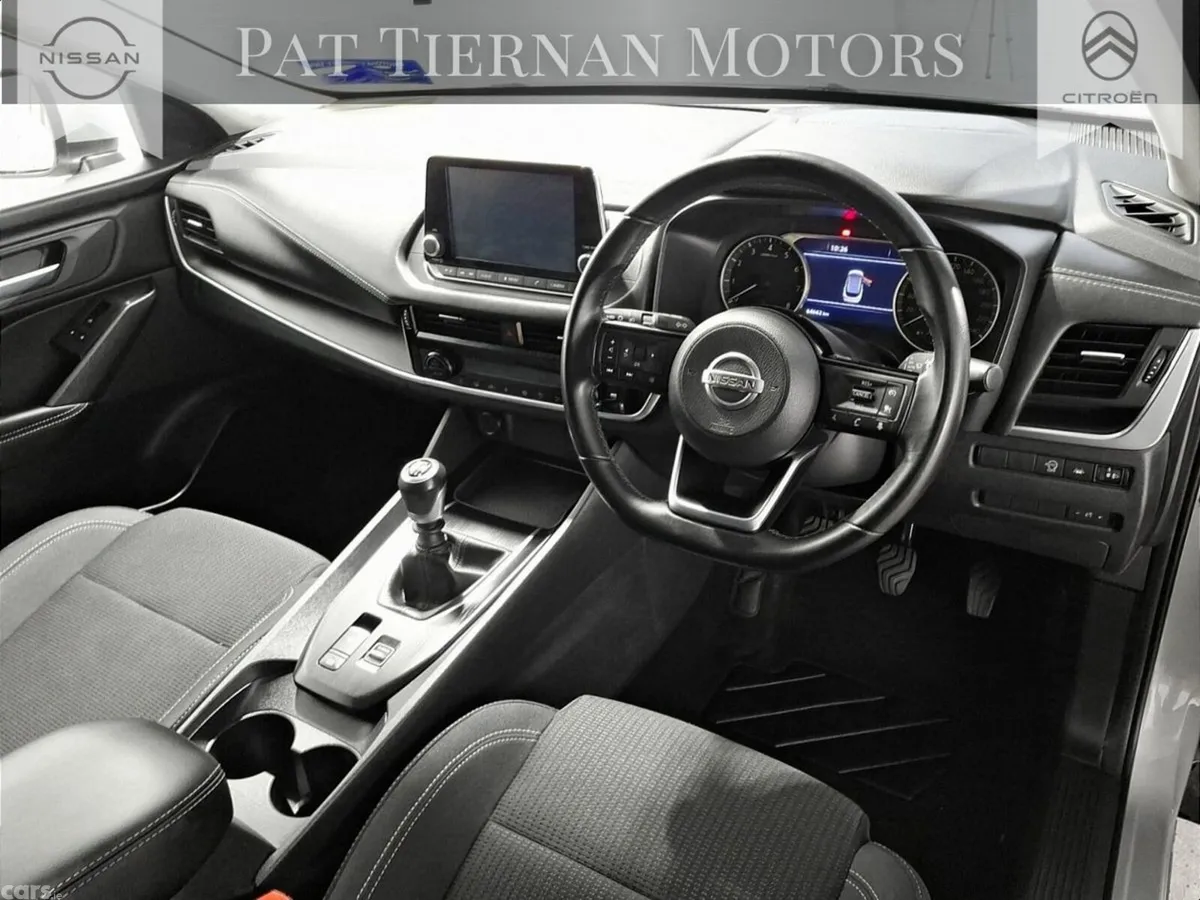 Nissan Qashqai MPV, Petrol, 2022, Grey