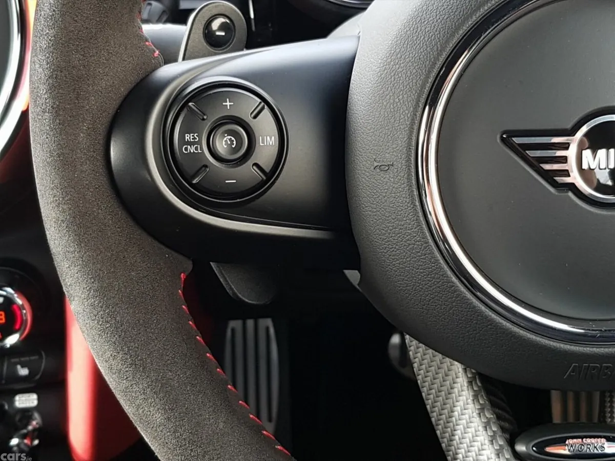 Mini Cooper Hatchback, Petrol, 2022, Red
