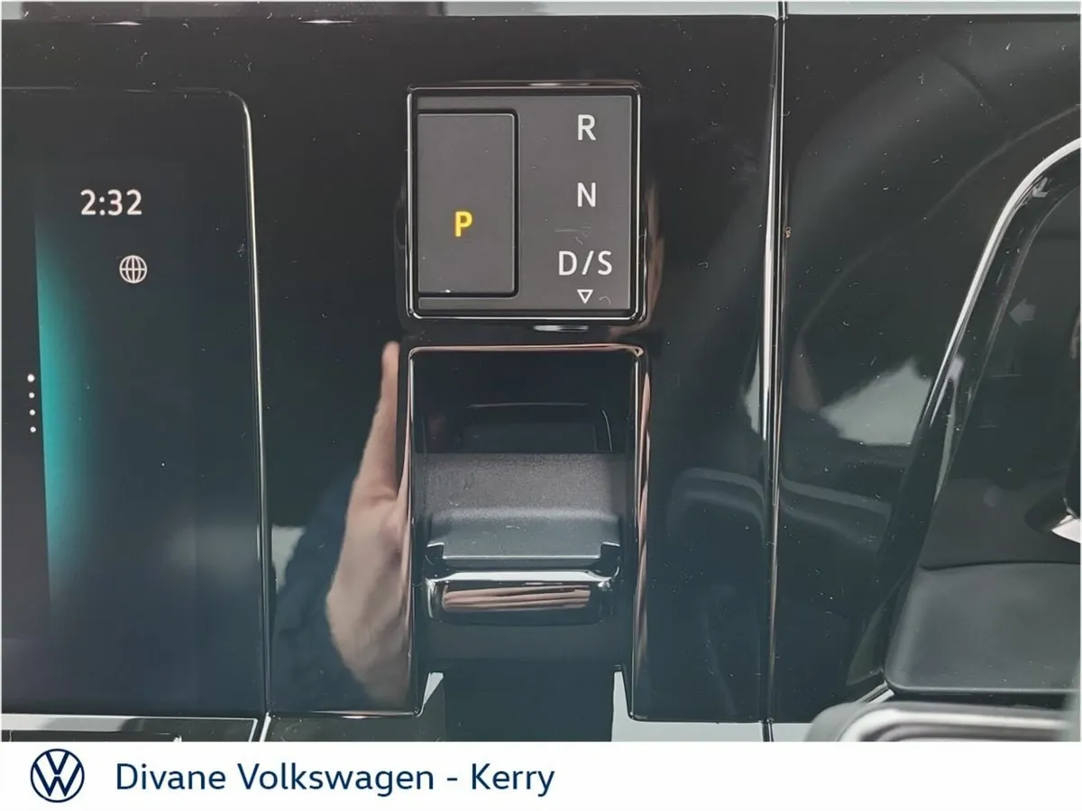 Volkswagen Multivan MPV, Petrol Plug-in Hybrid, 2026, Grey