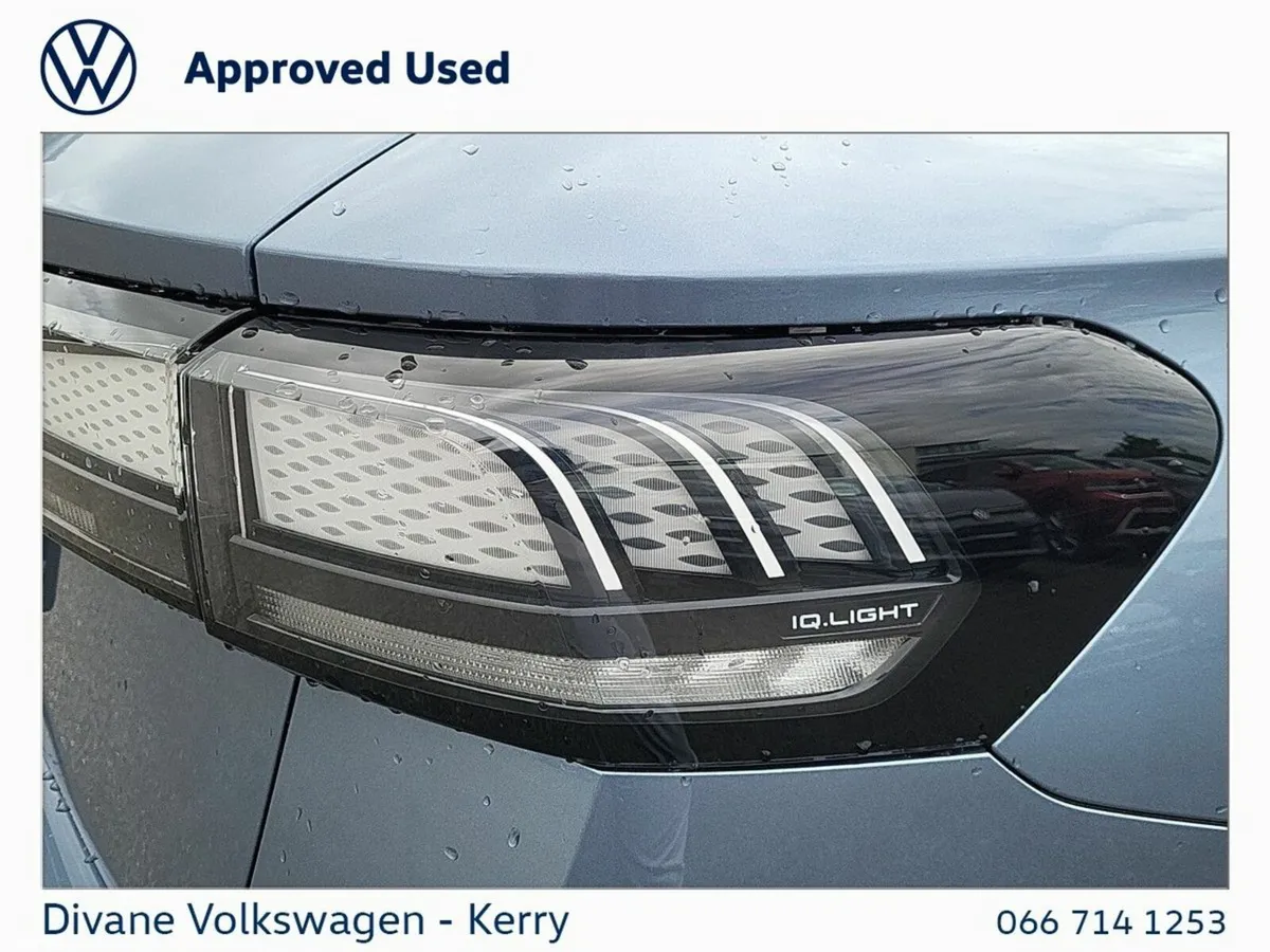Volkswagen ID.7 Estate, Electric, 2027, Blue