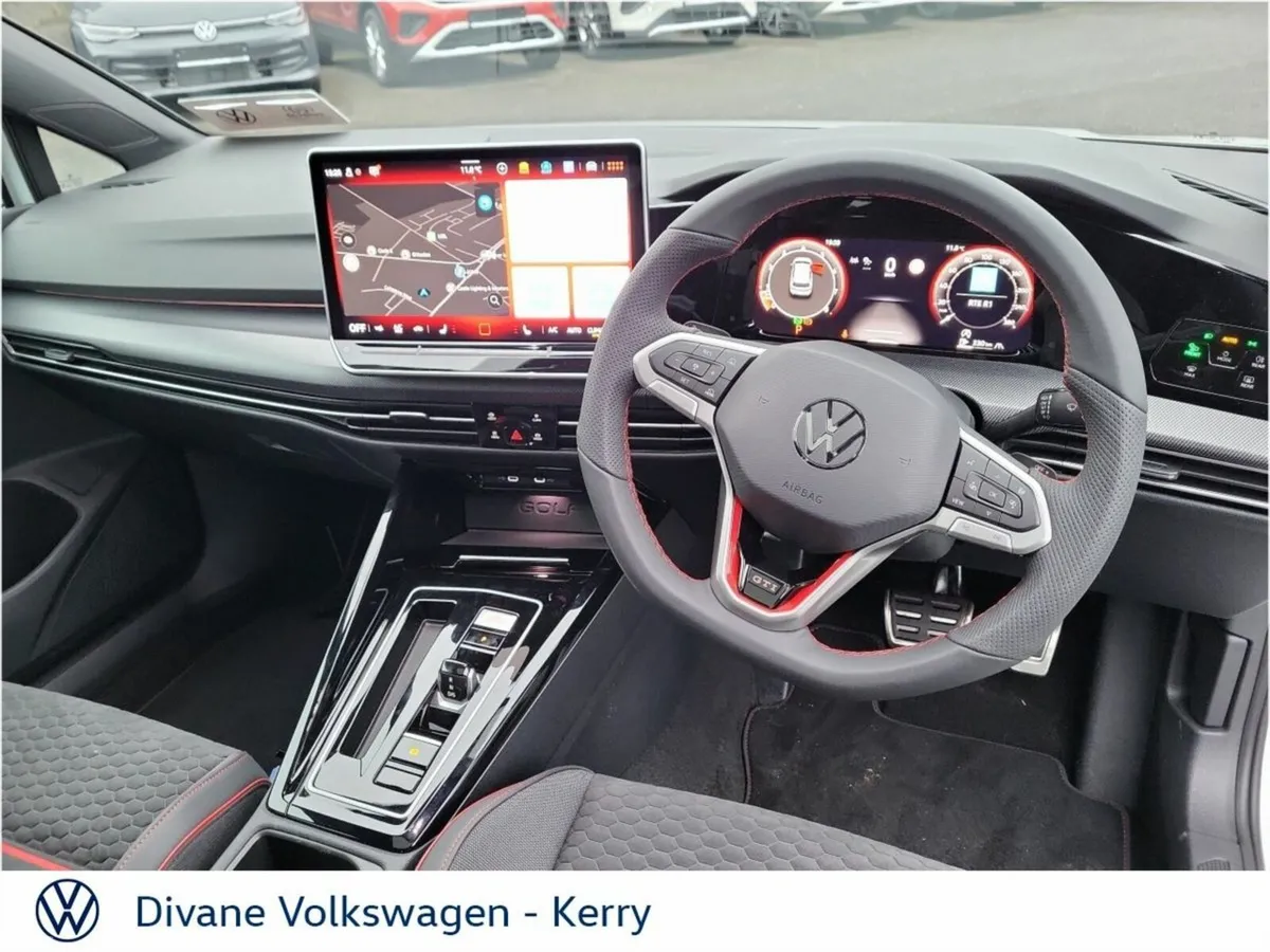 Volkswagen Golf Hatchback, Petrol, 2027, Blue