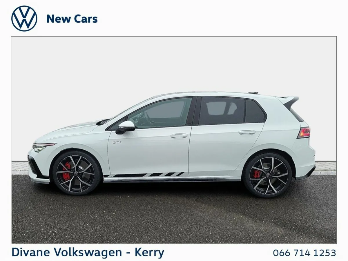 Volkswagen Golf Hatchback, Petrol, 2027, Blue