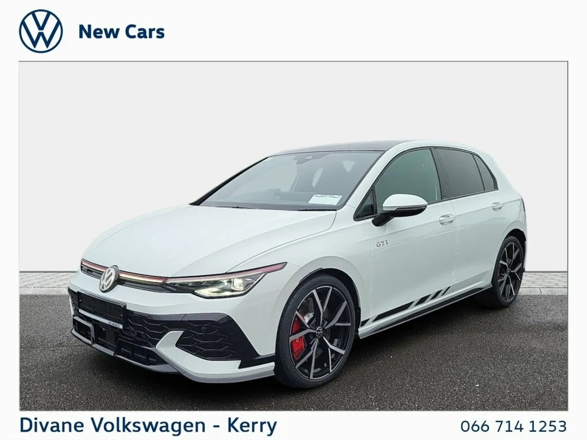 Volkswagen Golf Hatchback, Petrol, 2027, Blue