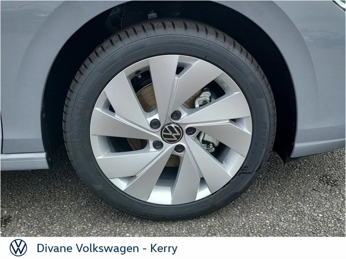 Volkswagen Golf Hatchback, Petrol, 2027, Grey