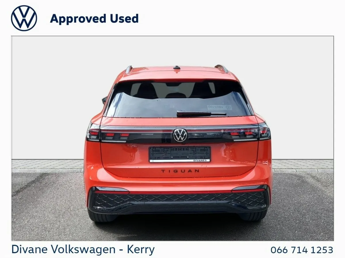 Volkswagen Tiguan SUV, Diesel, 2027, Red