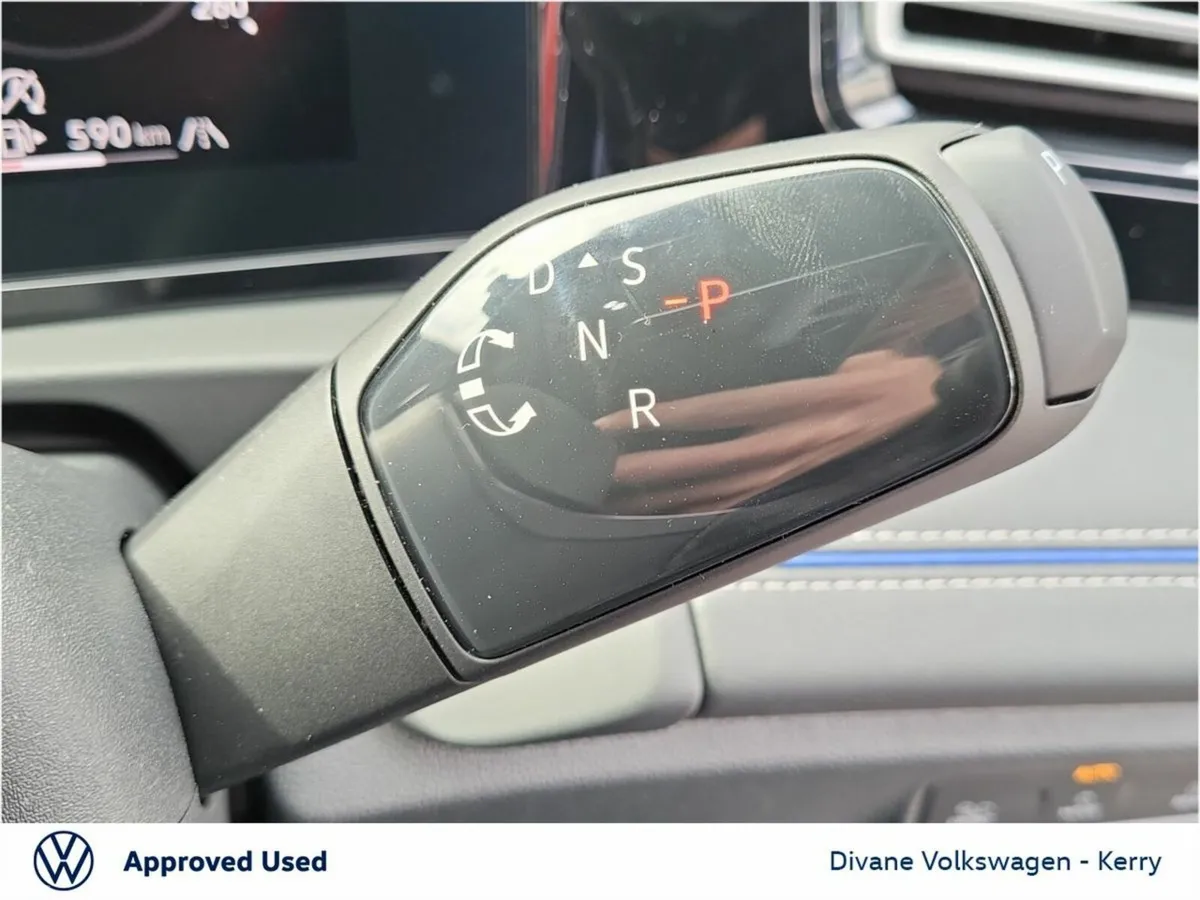Volkswagen Tiguan SUV, Diesel, 2027, Red
