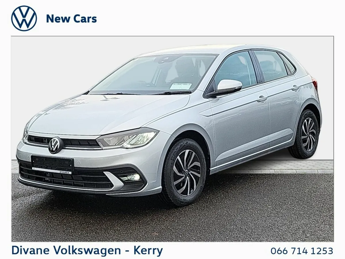 Volkswagen Polo Hatchback, Petrol, 2027, Silver
