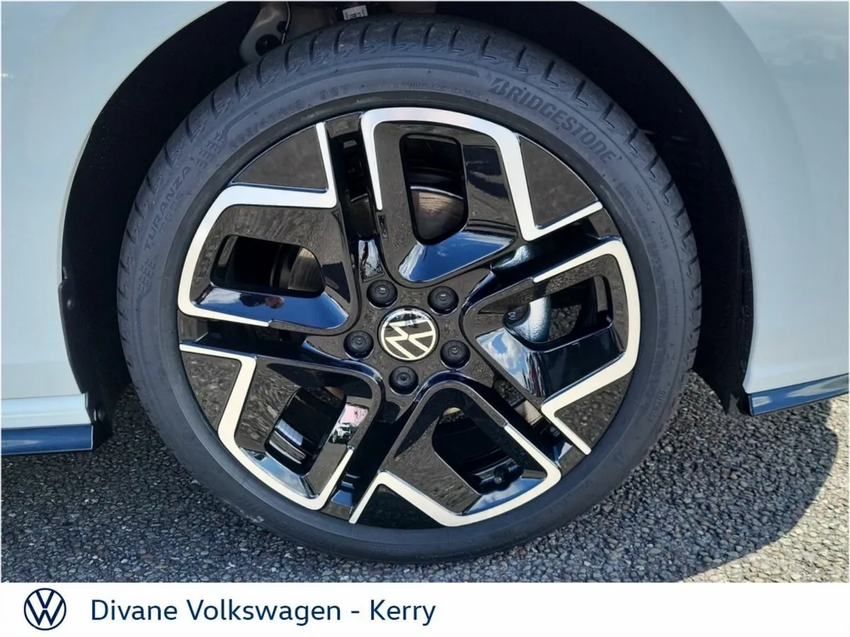 Volkswagen Golf Hatchback, Petrol, 2027, White